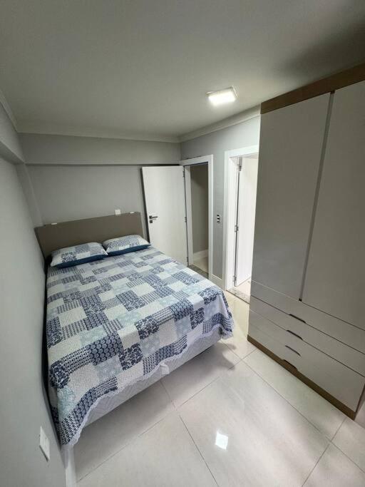 Aparto Canto Da Praia /40M D Mar Apartment Бомбиняс Екстериор снимка